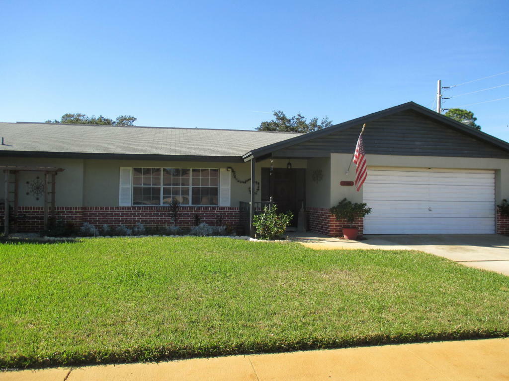 Property Photo:  2760 Liberty Avenue  FL 32780 