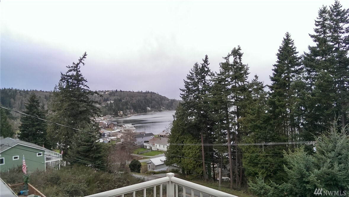 Property Photo:  130 E North Camano Dr 3  WA 98282 