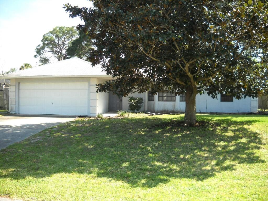 Property Photo:  4975 Carter Street  FL 32927 
