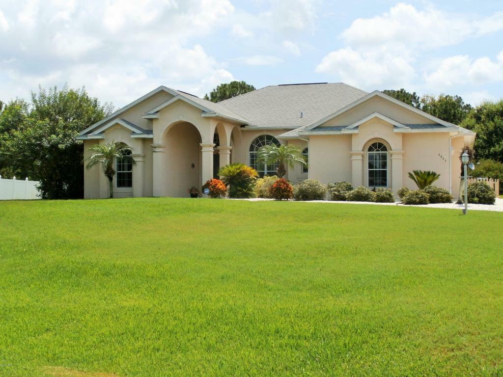 Property Photo:  4075 Lakeglen Drive  FL 32934 