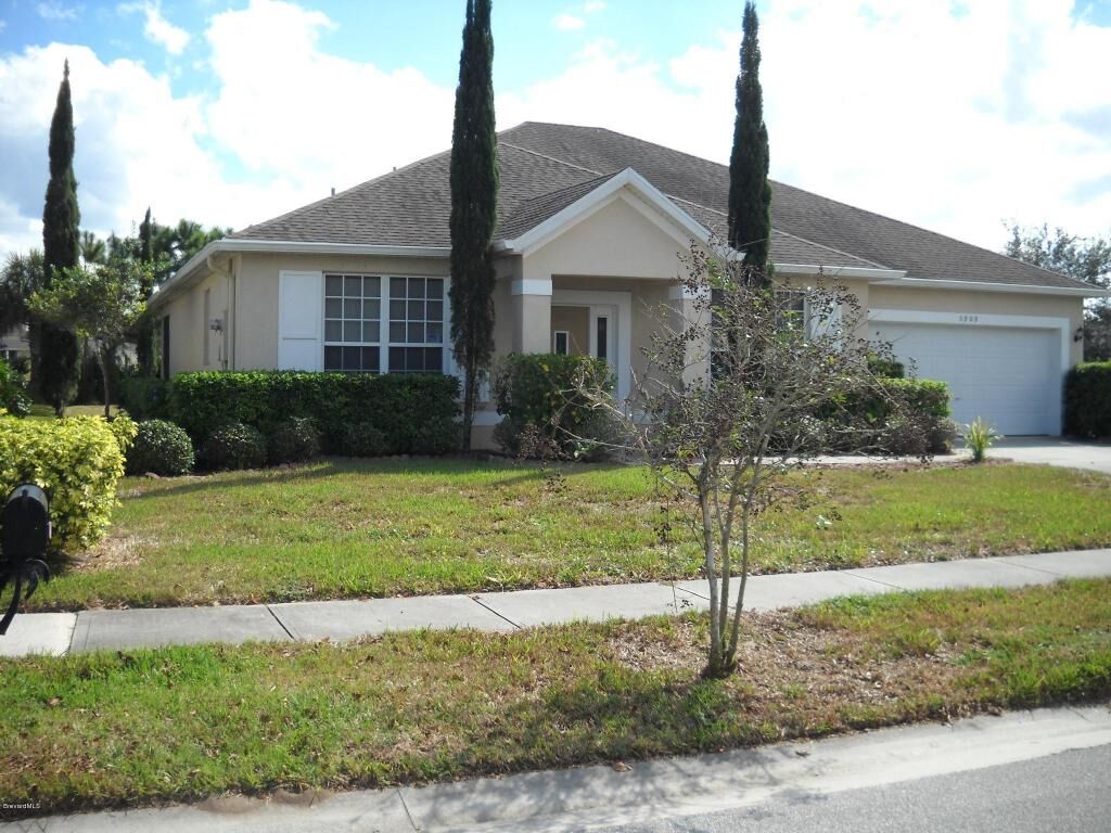 Property Photo:  5909 Cheshire Drive  FL 32780 