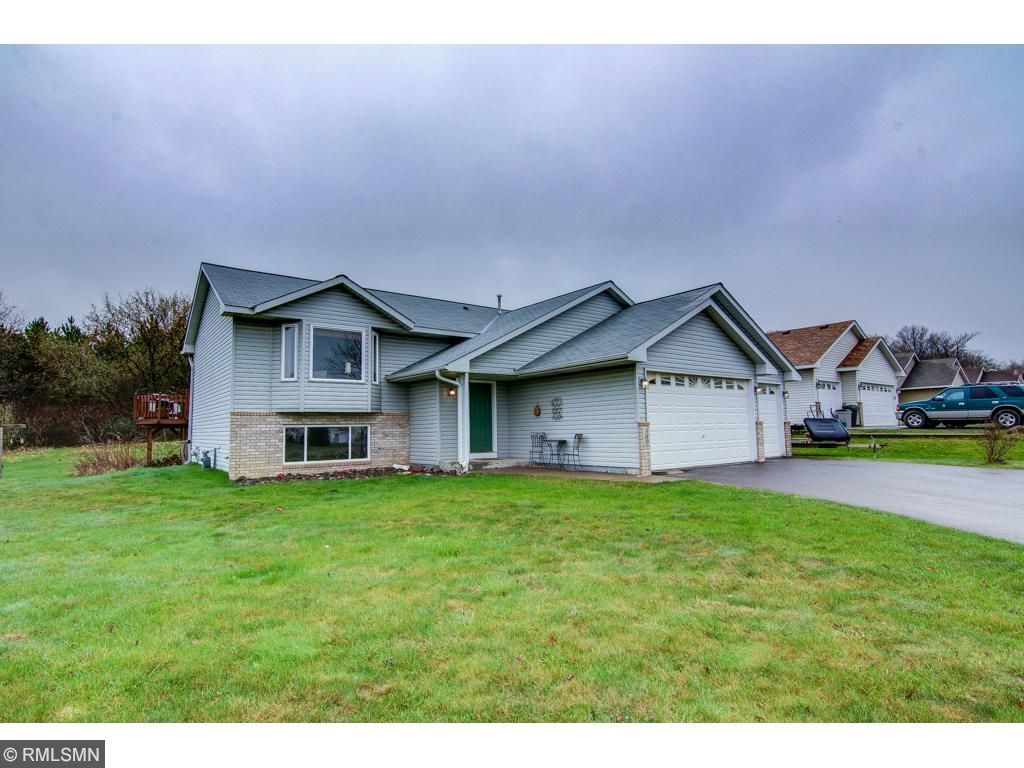 Property Photo:  389 Meadow Lane  WI 54025 
