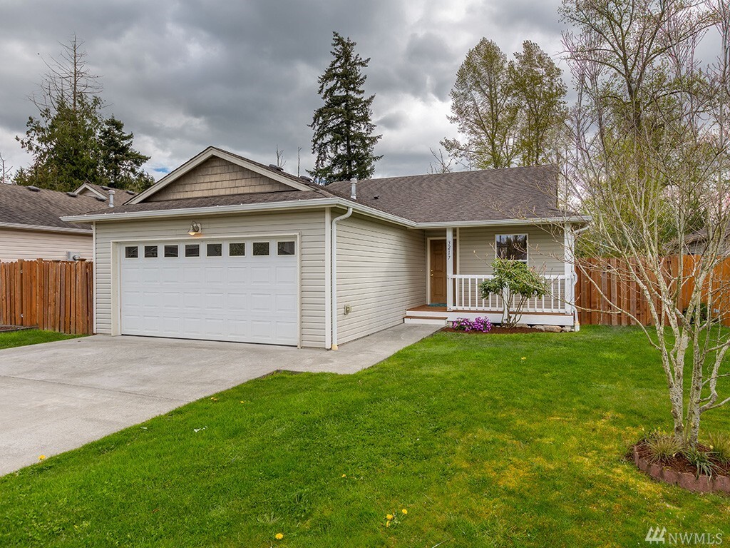 Property Photo: 3217 Arbor St WA 98273
