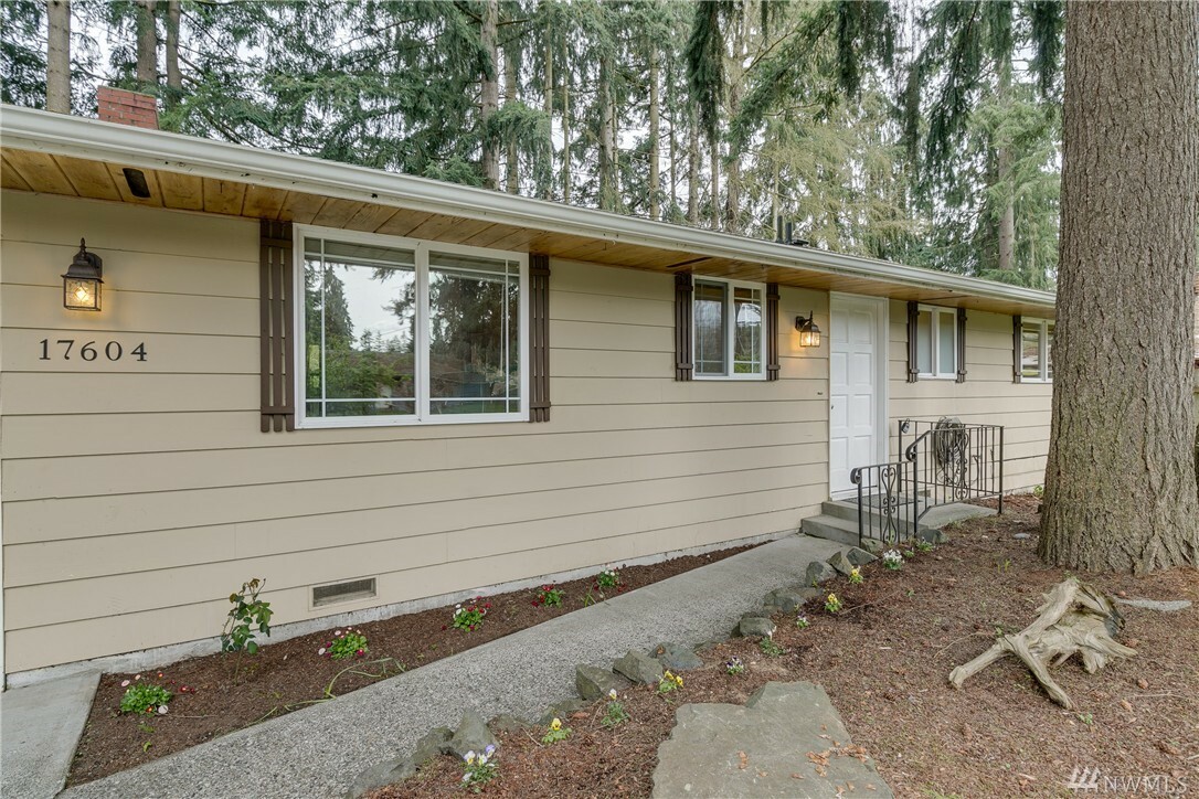 Property Photo:  17604 39th Dr NE  WA 98223 