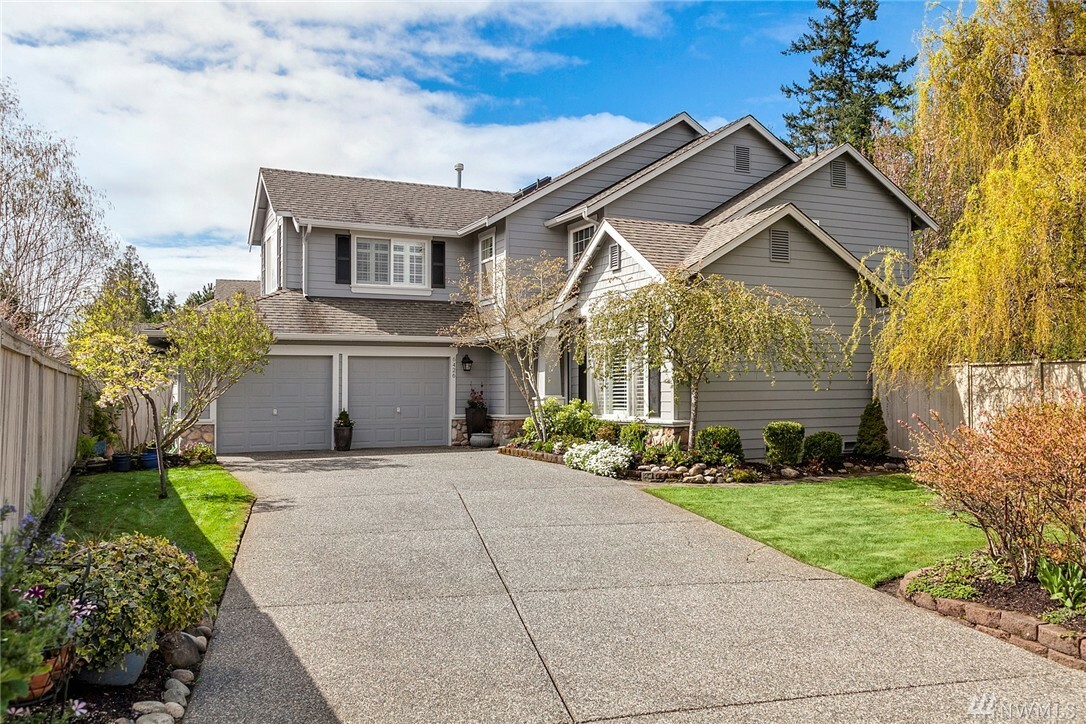 Property Photo: 6426 Riviera Ct WA 98275