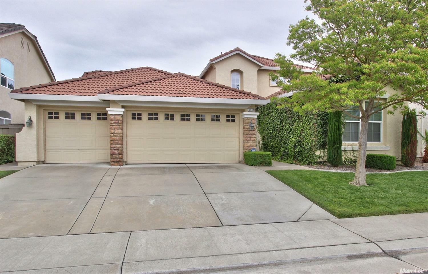 Property Photo:  9947 Night Heron Way  CA 95757 