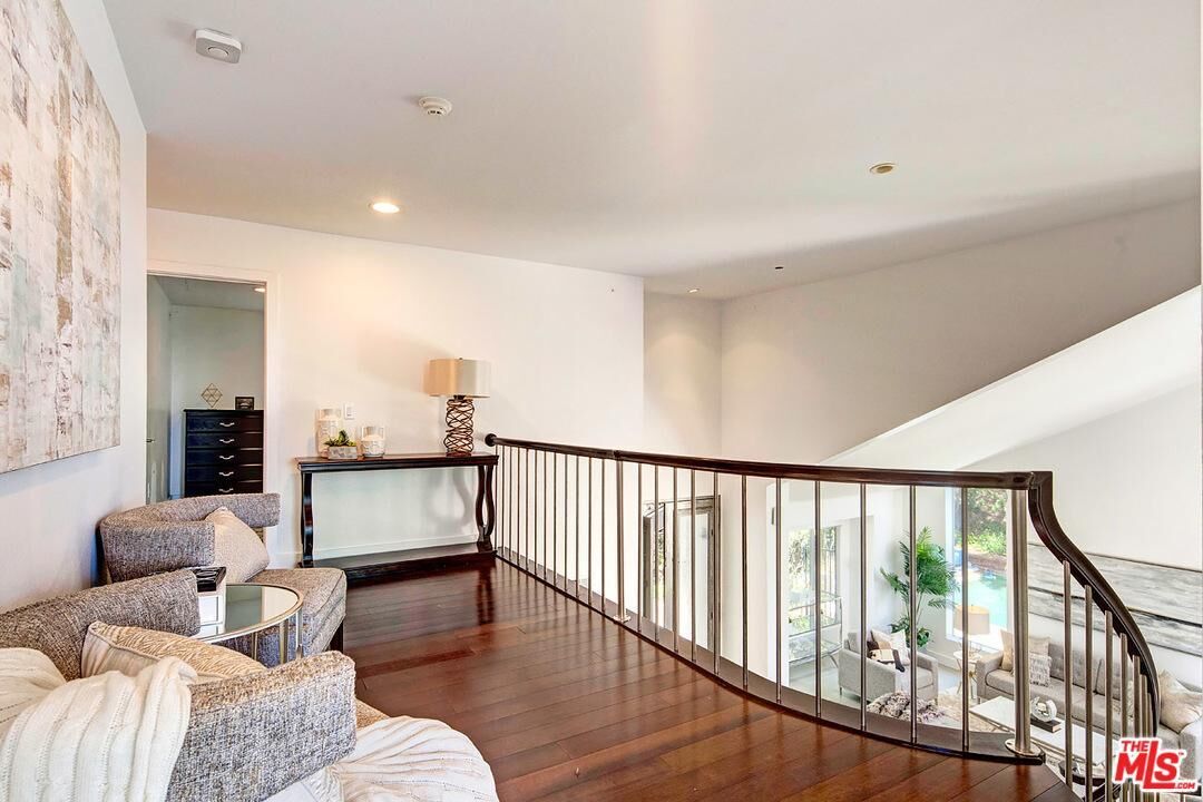 Property Photo:  23300 W Pompano St  CA 90265 