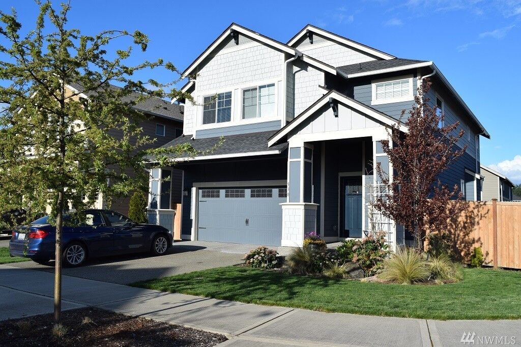 Property Photo:  530 Birchwood Dr SW  WA 98502 