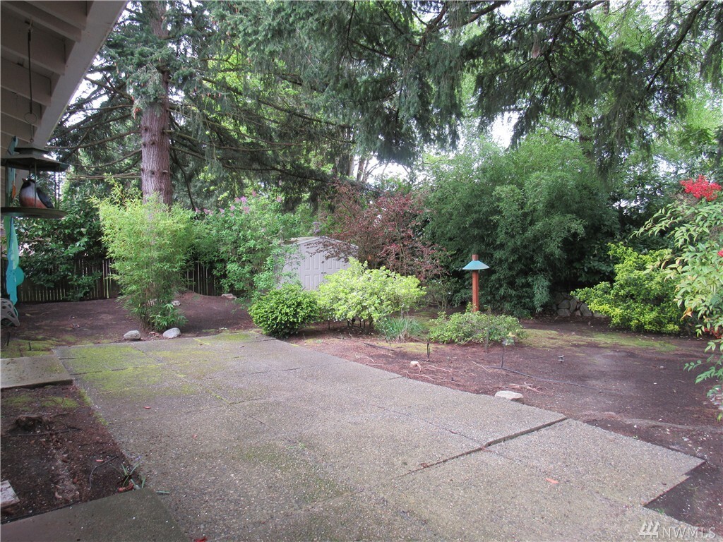 Property Photo: 457 155th Ave SE WA 98007