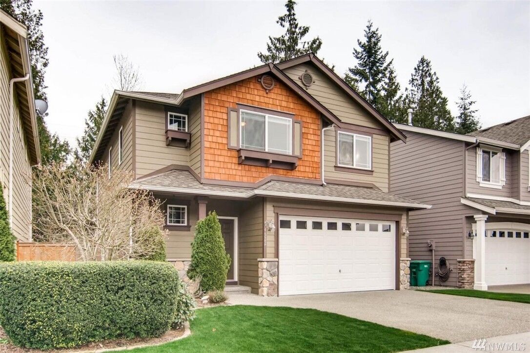 Property Photo:  4522 147th Place SE  WA 98012 
