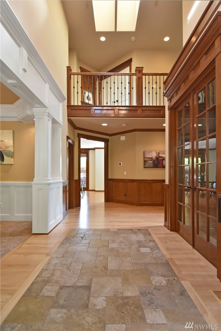 Property Photo:  4705 112th Ave NE  WA 98033 