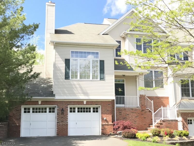 Property Photo:  31 Loft Dr  NJ 08836 