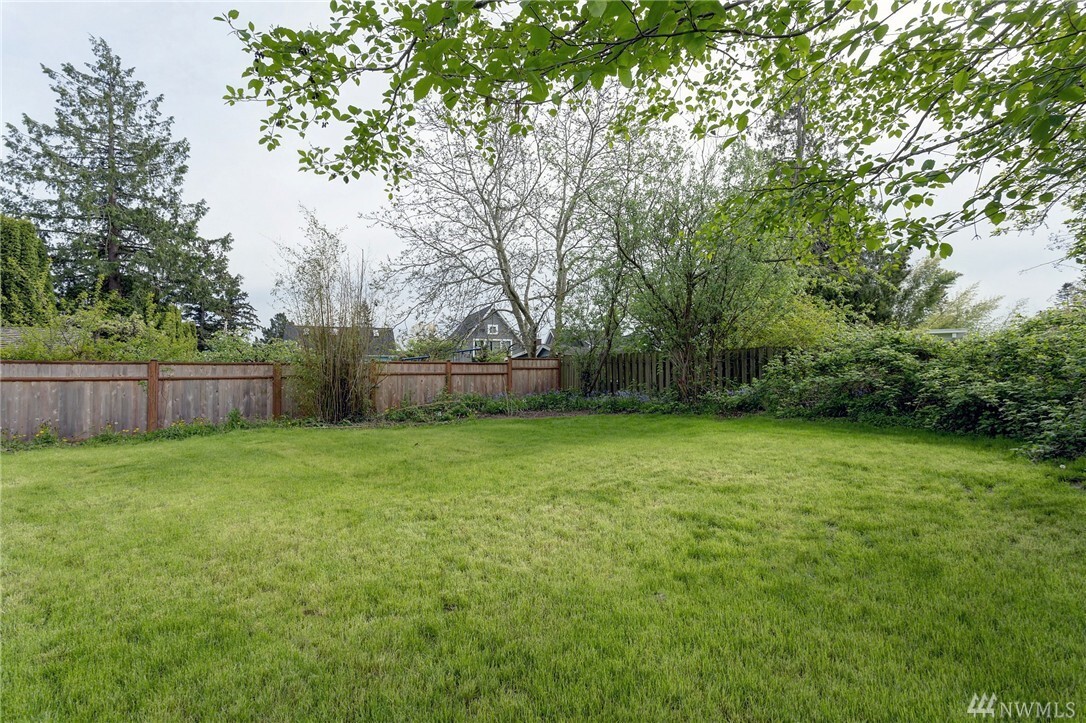 2920 Sunset Dr  Bellingham WA 98225 photo