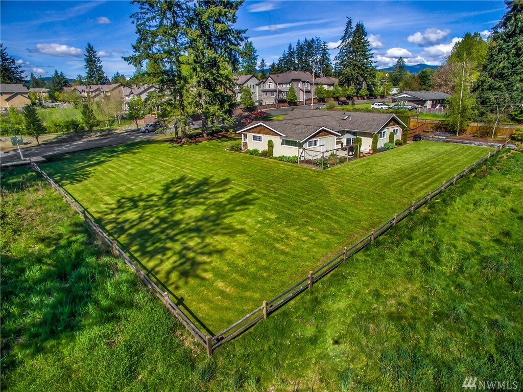 Property Photo:  5151 SE 2nd Place  WA 98059 