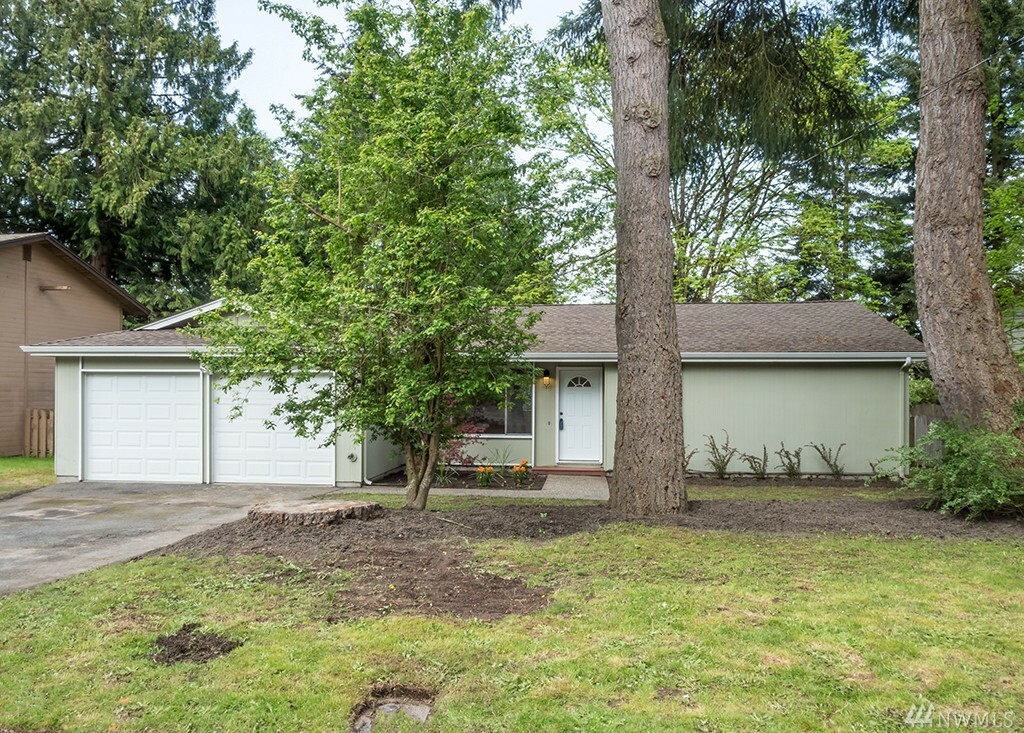 Property Photo:  9521 167th Ave NE  WA 98052 