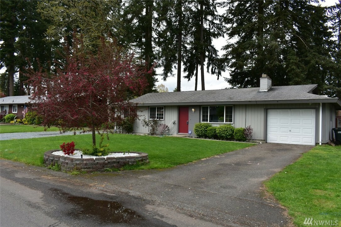 19320 Crescent Dr E  Spanaway WA 98387 photo