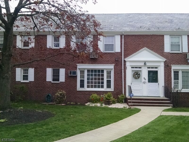 Property Photo: 30 Meadowbrook Pl NJ 07040