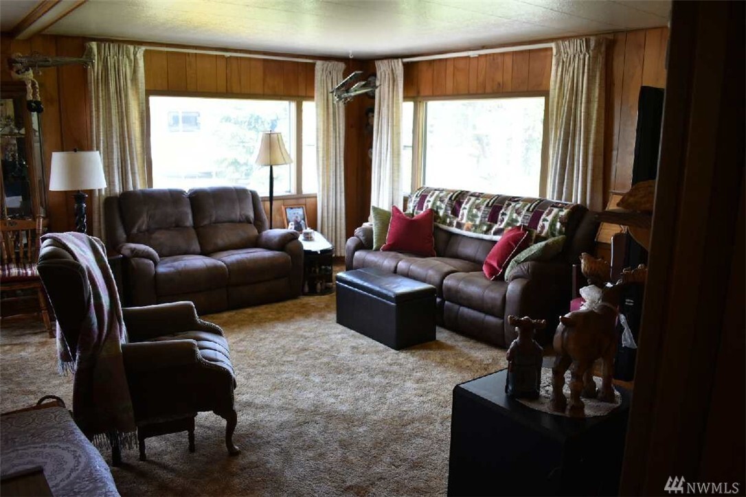 Property Photo:  7219 Rainier Rd SE  WA 98513 