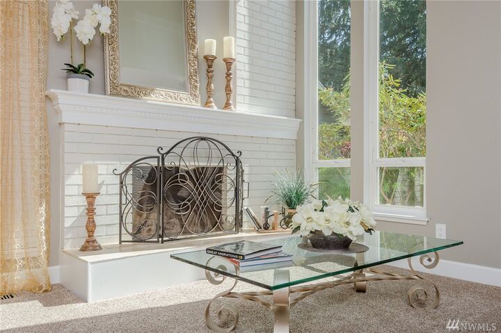 Property Photo:  31541 39th Ave SW  WA 98023 