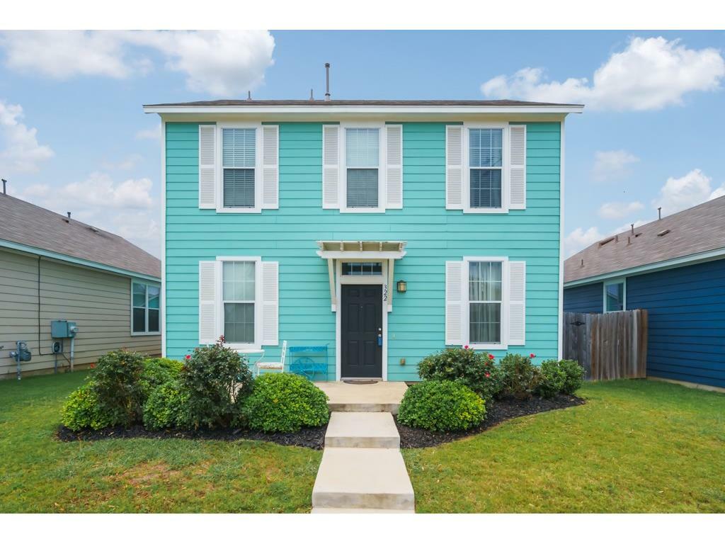 Property Photo: 322 Newberry Trail TX 78666