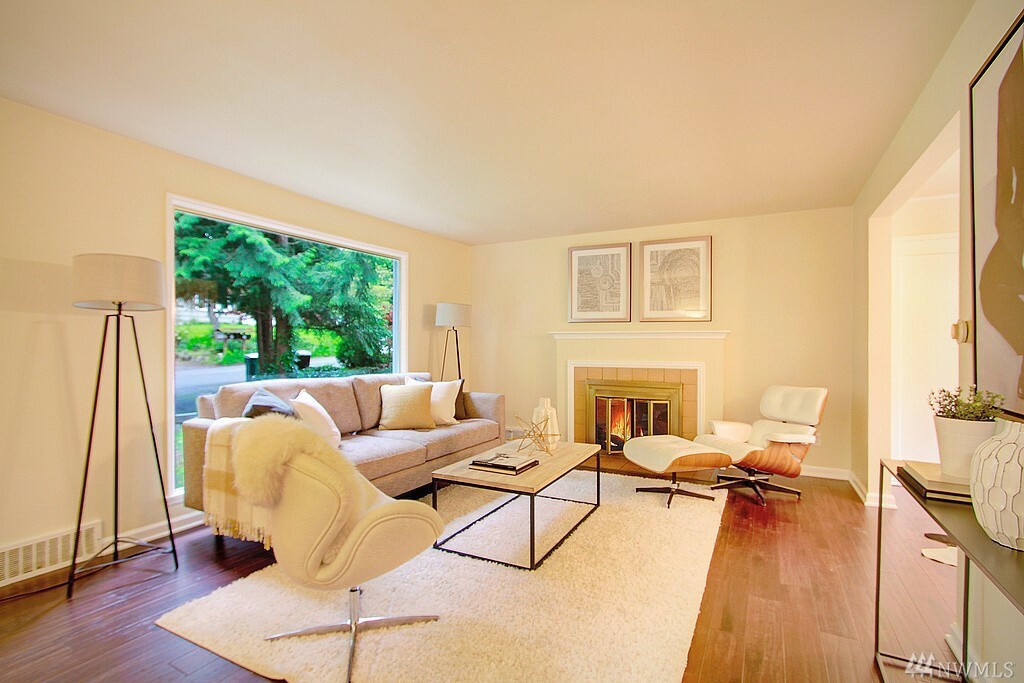 Property Photo: 4226 NE 88th St WA 98115