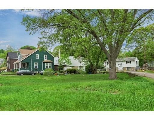 Property Photo:  23 Eade Street  MA 01902 