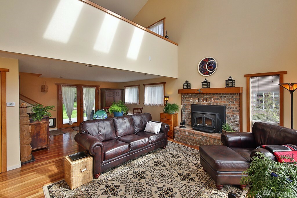 Property Photo:  1891 Cedarcrest Ave  WA 98239 