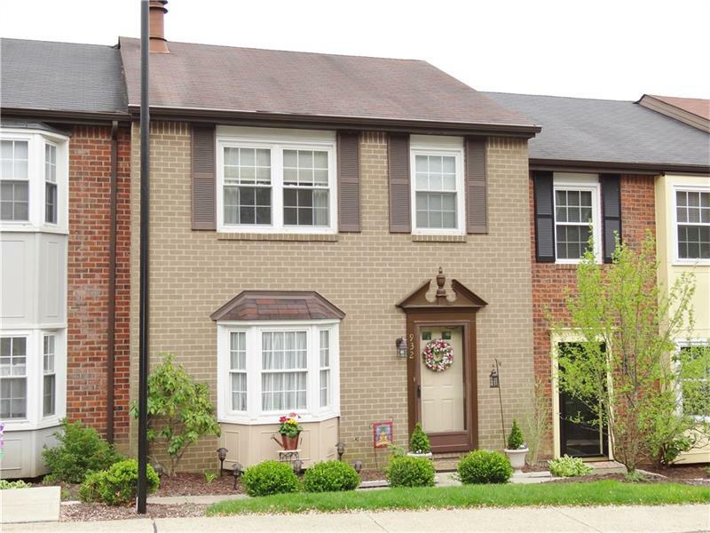 Property Photo:  932 Trillium Trl  PA 15102 