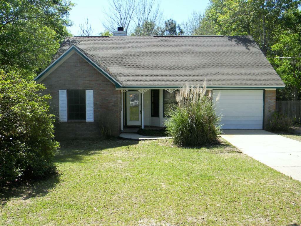 Property Photo: 313 Ashley Drive FL 32536