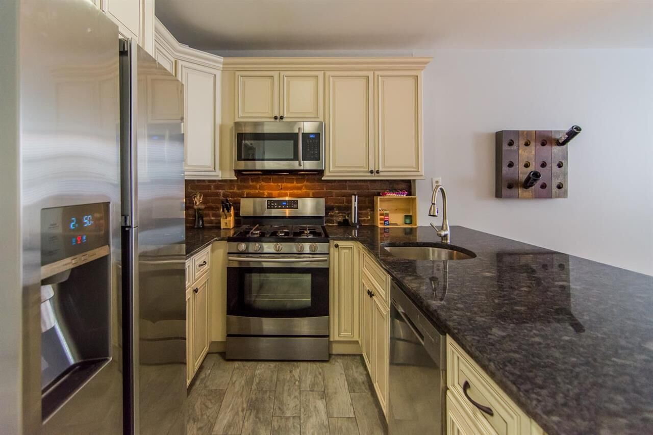 Property Photo:  1115 Willow Ave 206  NJ 07030 