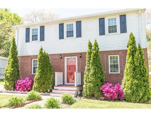 Property Photo: 7 Maymont Dr MA 01701