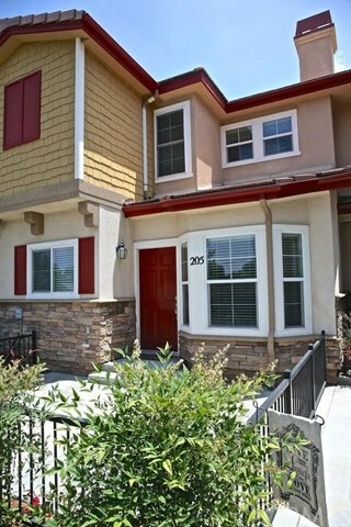 Property Photo: 1510 Orange Avenue 205 CA 92373
