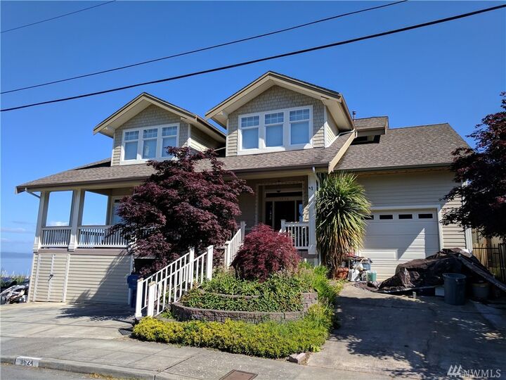 Property Photo:  3624 NW 65th Ct  WA 98117 