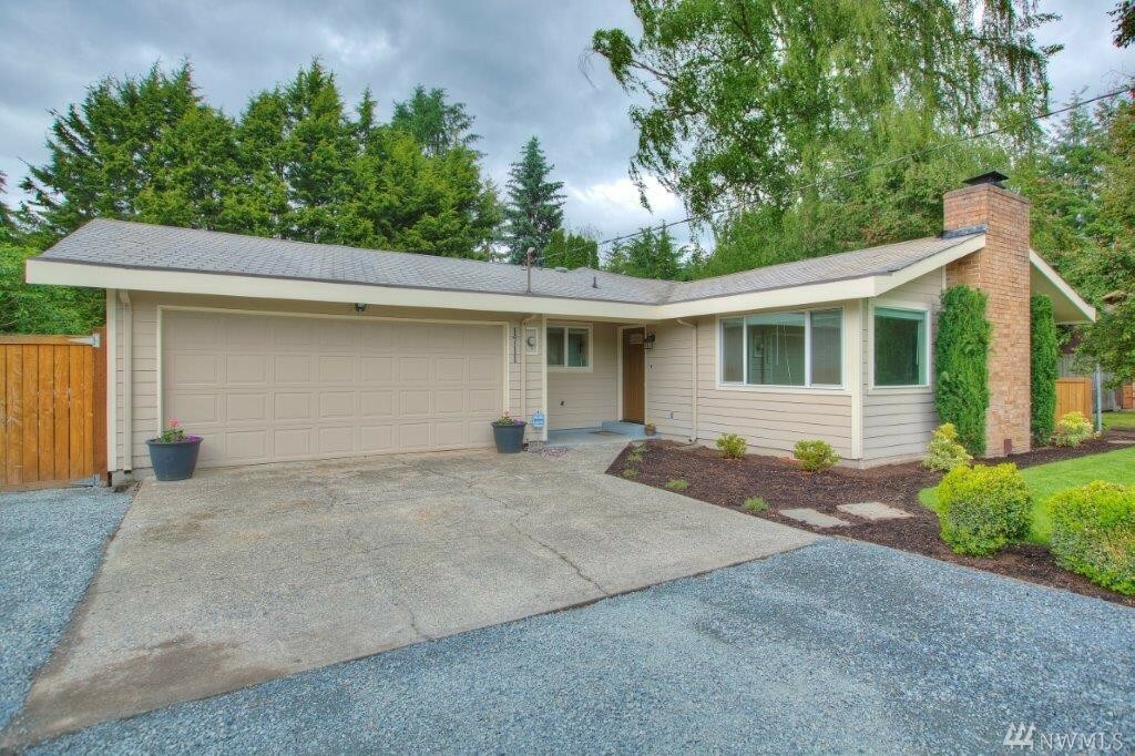 Property Photo:  1711 7th Ave SE  WA 98372 