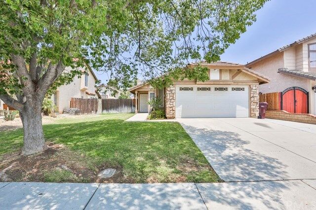 Property Photo:  25196 Morning Dove Way  CA 92551 