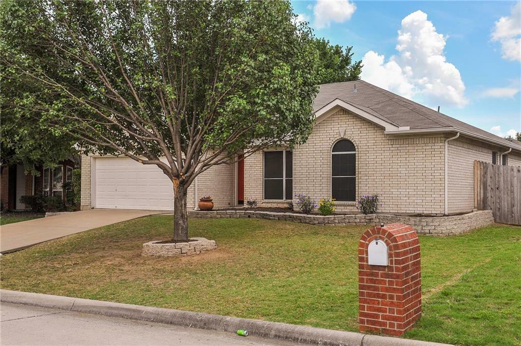 Property Photo:  1716 Windcastle Drive  TX 76063 