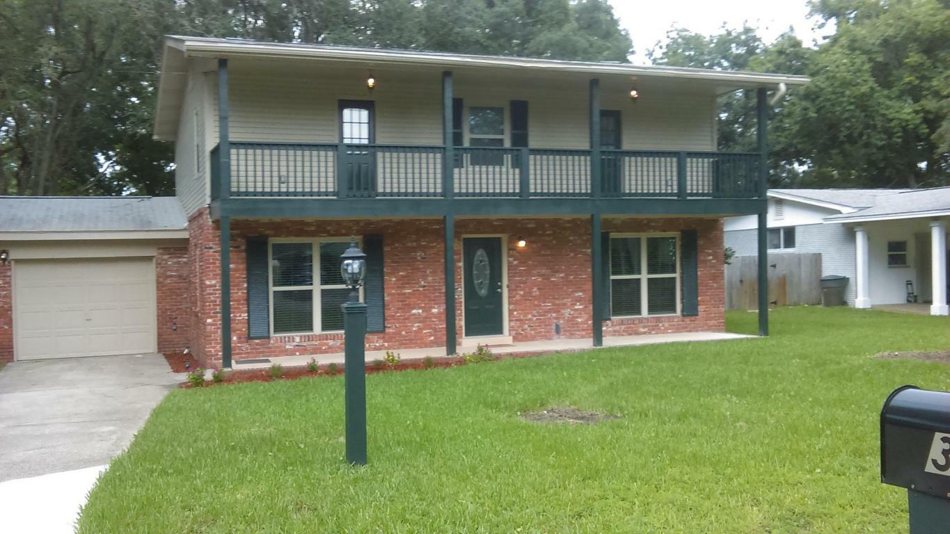Property Photo: 327 NE Yacht Club Drive FL 32548