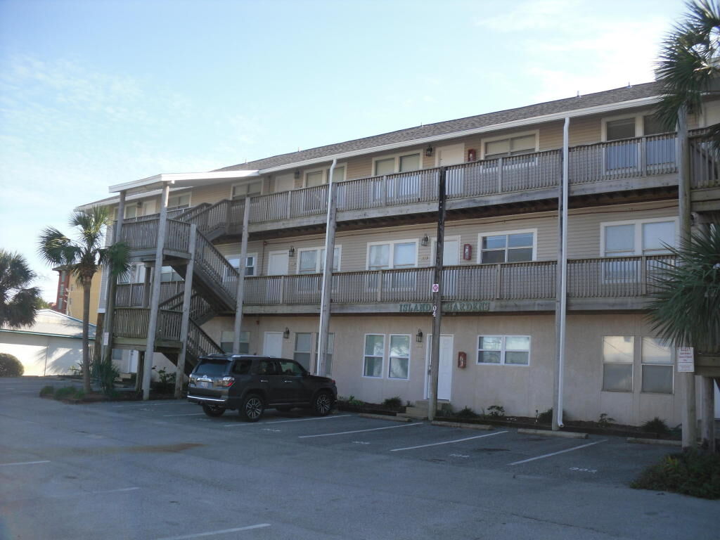 Property Photo:  304 Barracuda Avenue Unit 302  FL 32548 