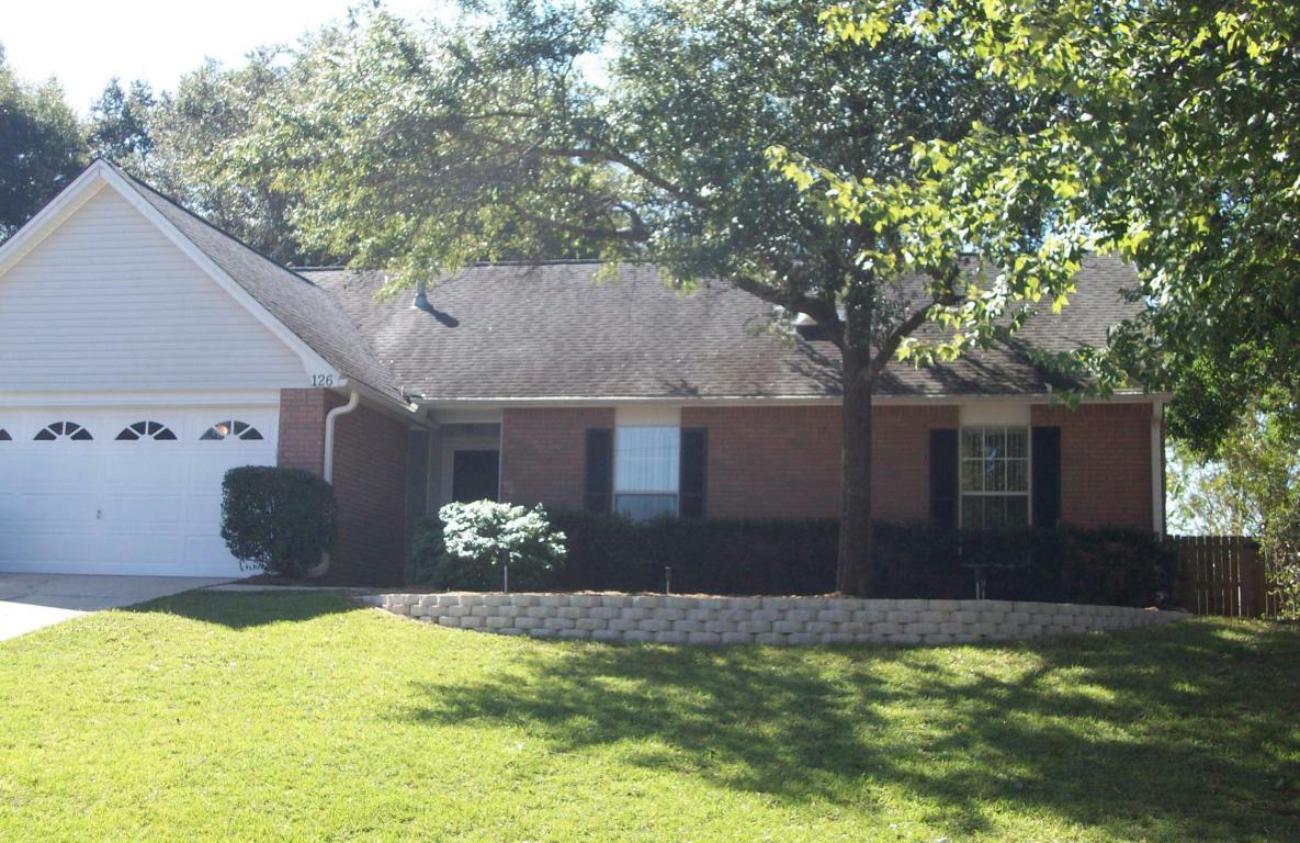 Property Photo: 126 Mill Pond Cove FL 32539