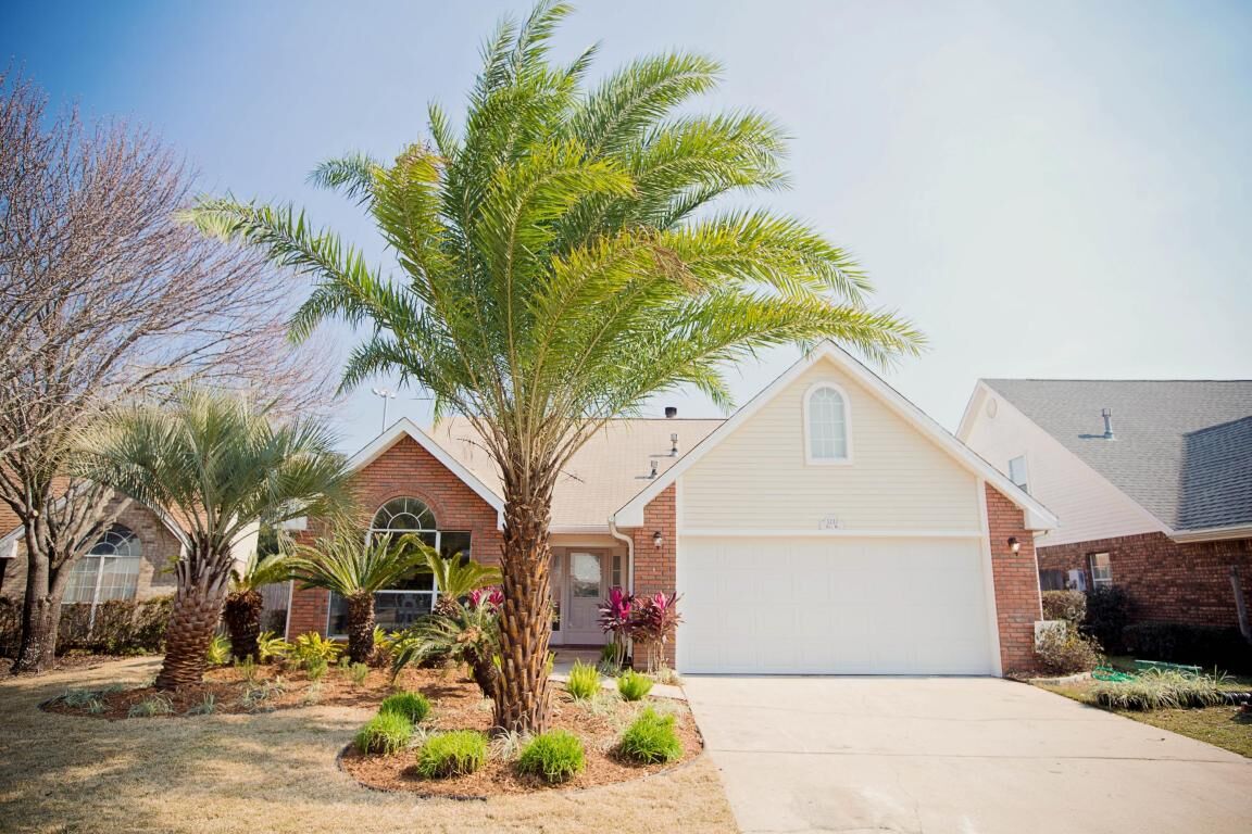 Property Photo: 3777 Misty Way FL 32541