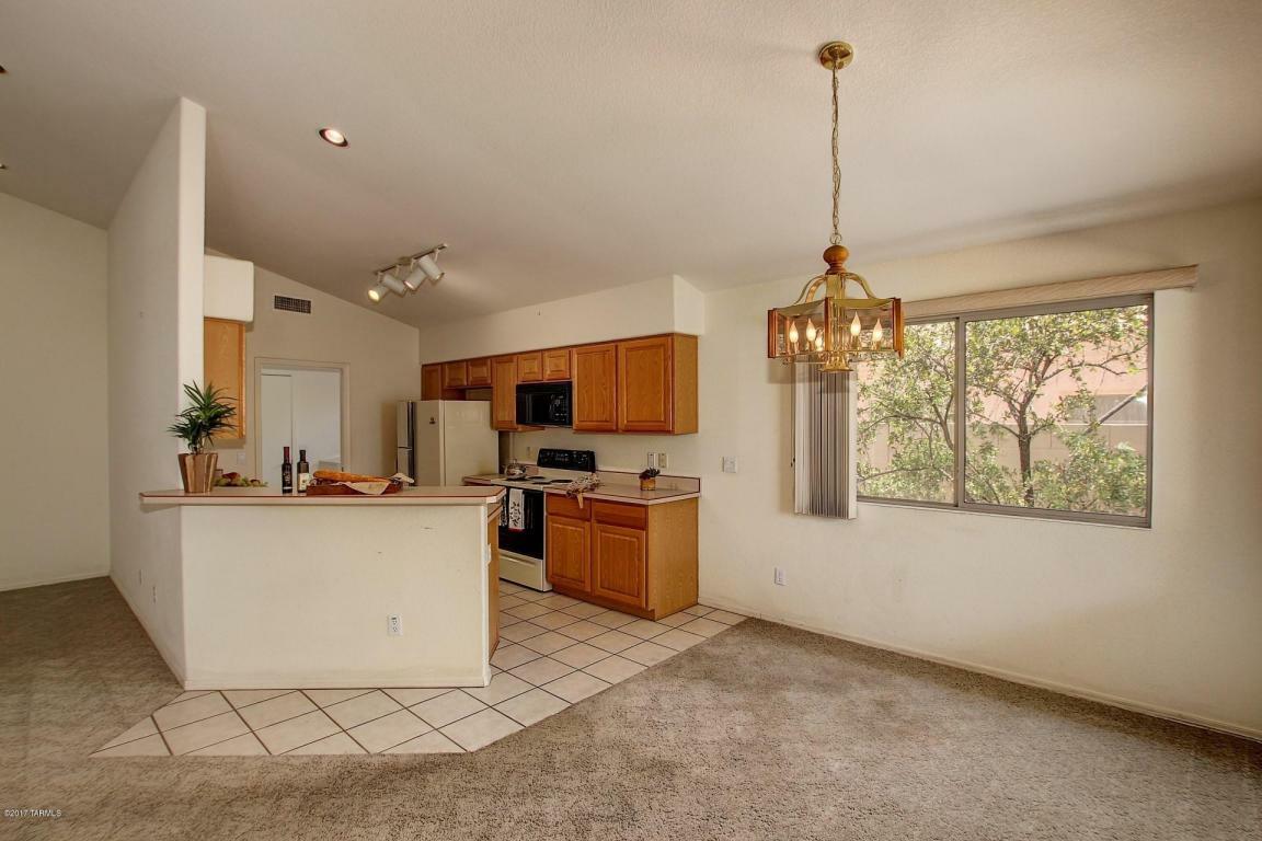 Property Photo: 11103 N Sand Pointe Drive AZ 85737