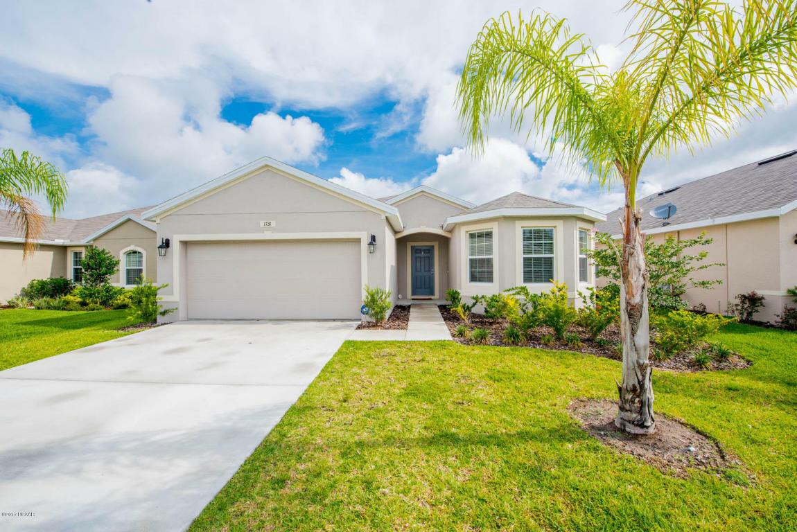 Property Photo: 1731 Savannah Lane FL 32128