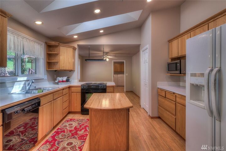 Property Photo: 3315 3317 8th St NW WA 98335