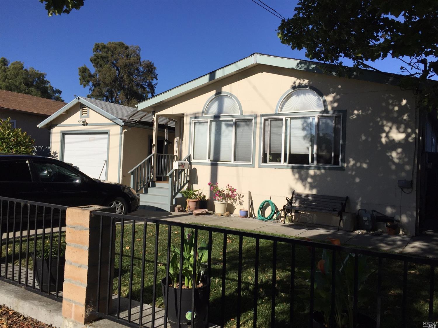 Property Photo: 542 Warford Avenue CA 94591