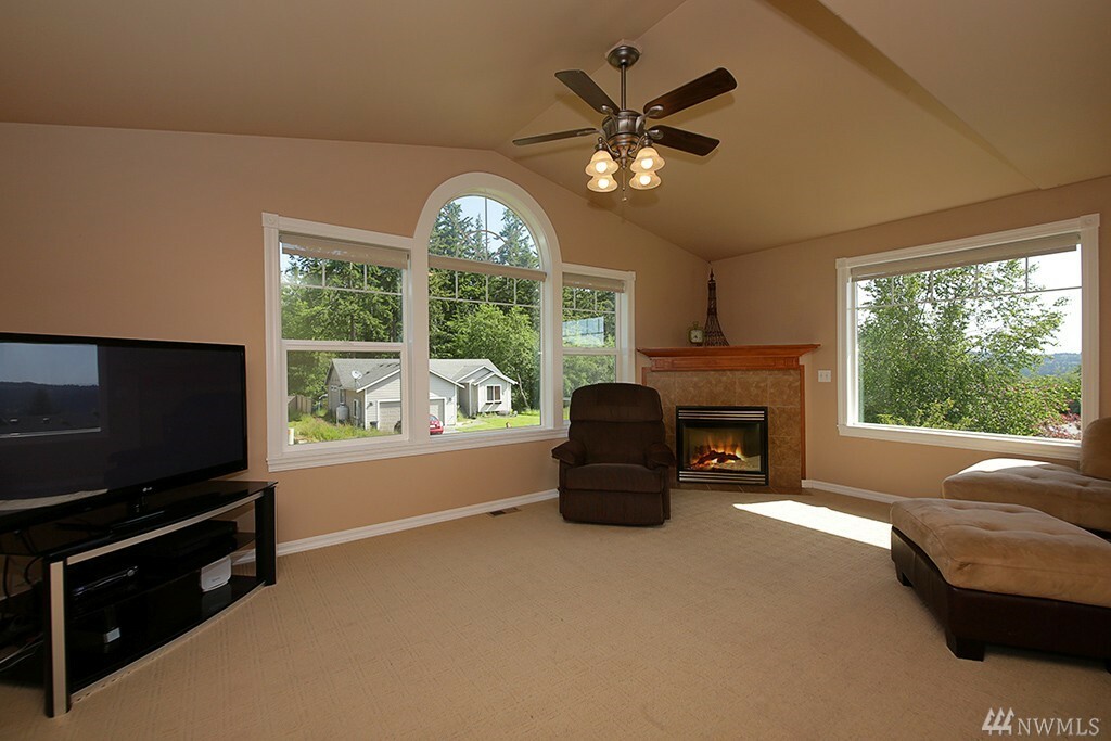 Property Photo:  1332 Sealawn Blvd  WA 98249 