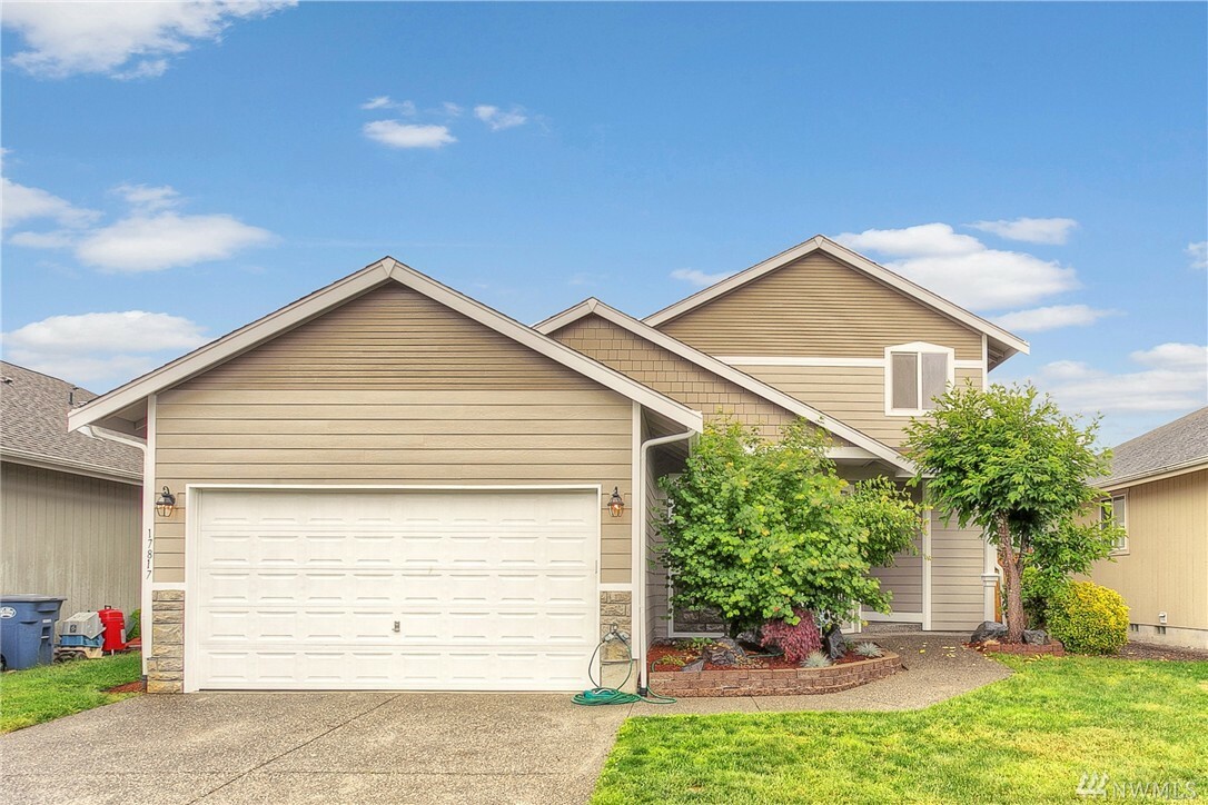 Property Photo: 17817 25th Ave E WA 98445