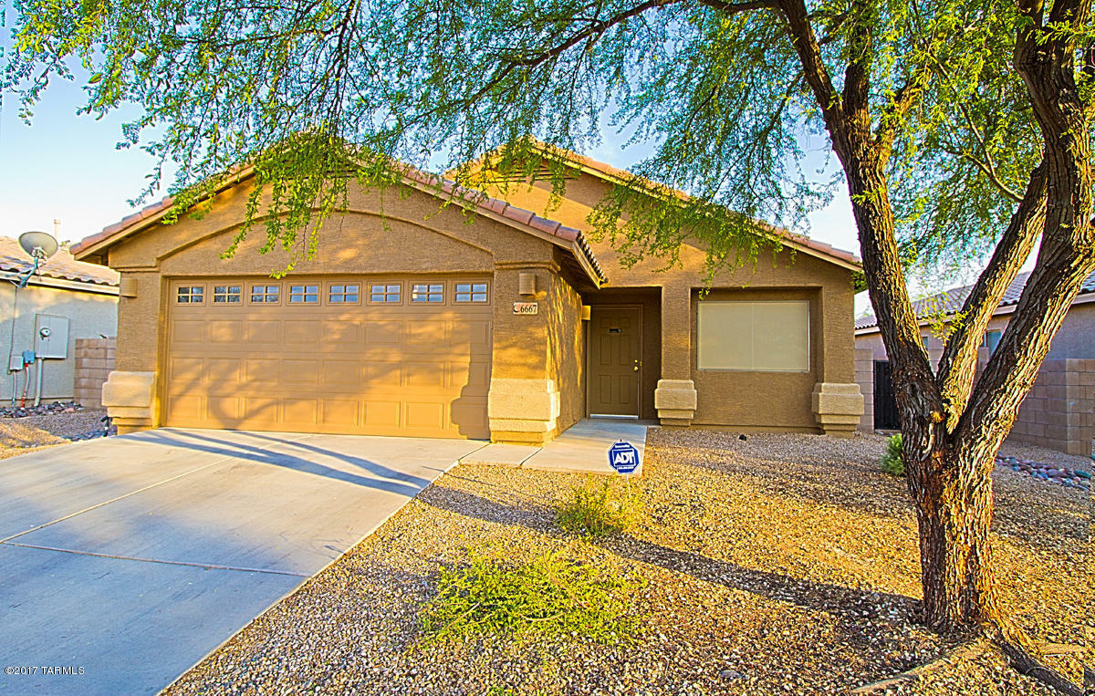 Property Photo:  6667 W Quailwood Way  AZ 85757 