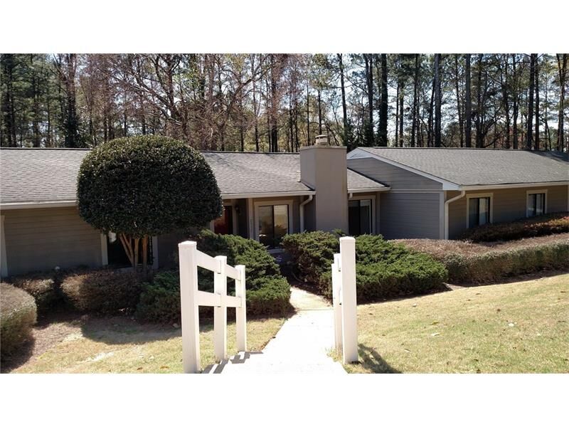 Property Photo: 2957 Torreya Way SE 30067