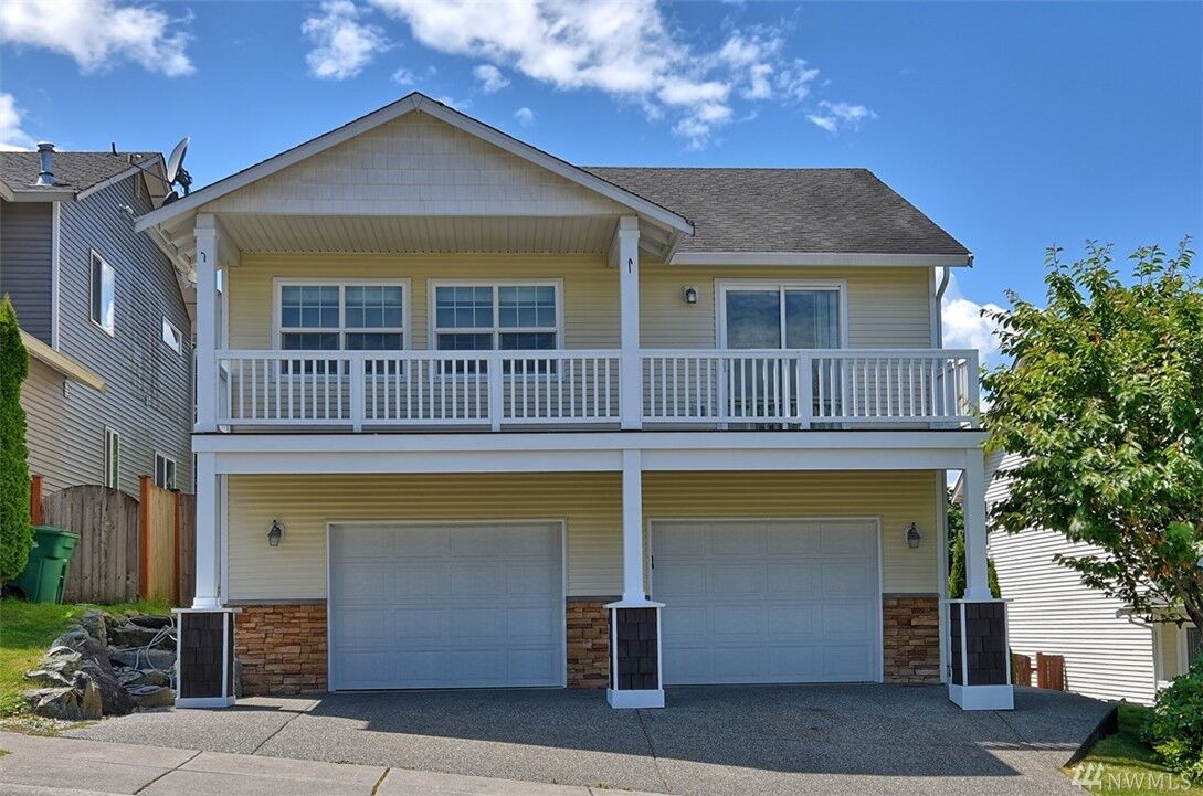 Property Photo: 1322 113th Ave SE WA 98258