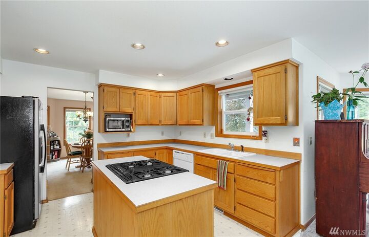 Property Photo:  16822 89th Ave NW  WA 98292 